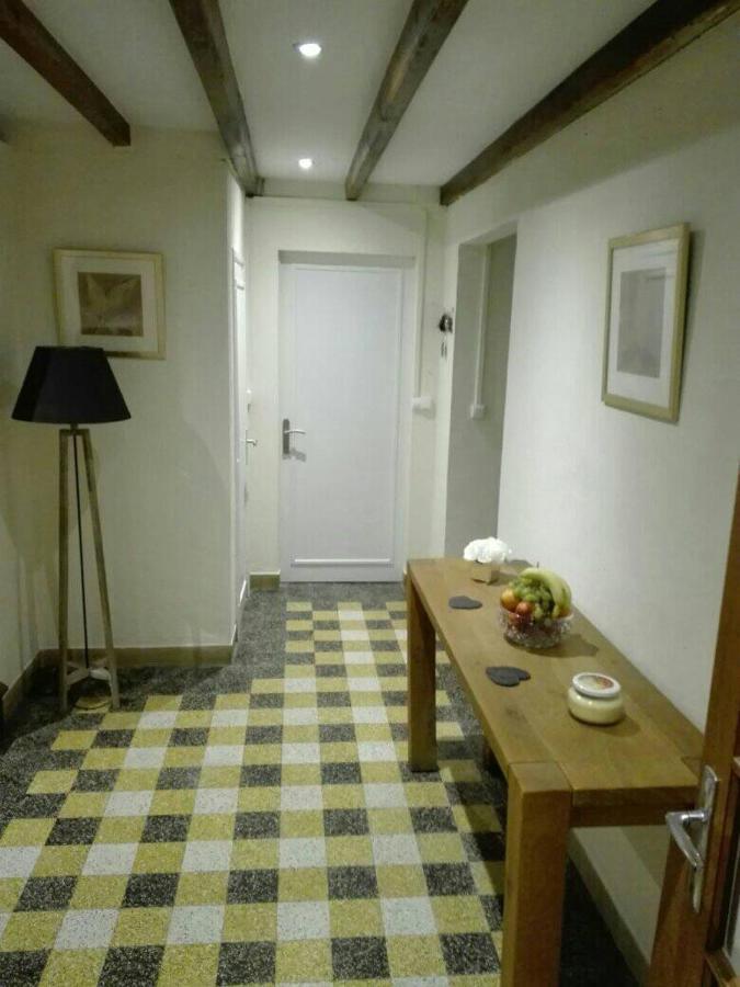 L'Esquilon Chambre D'Hote Bed & Breakfast Thiat Bagian luar foto